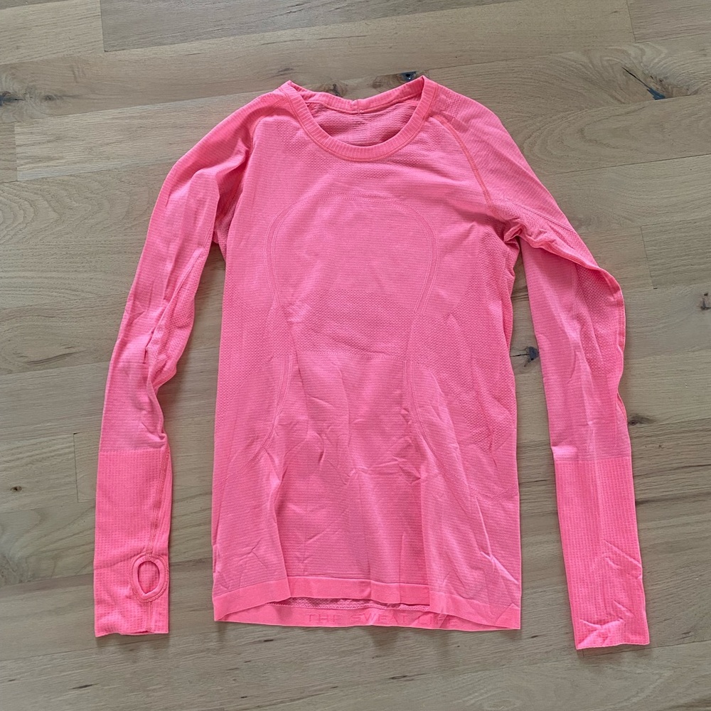 Lululemon Swiftly Tech Long Sleeve Size 8